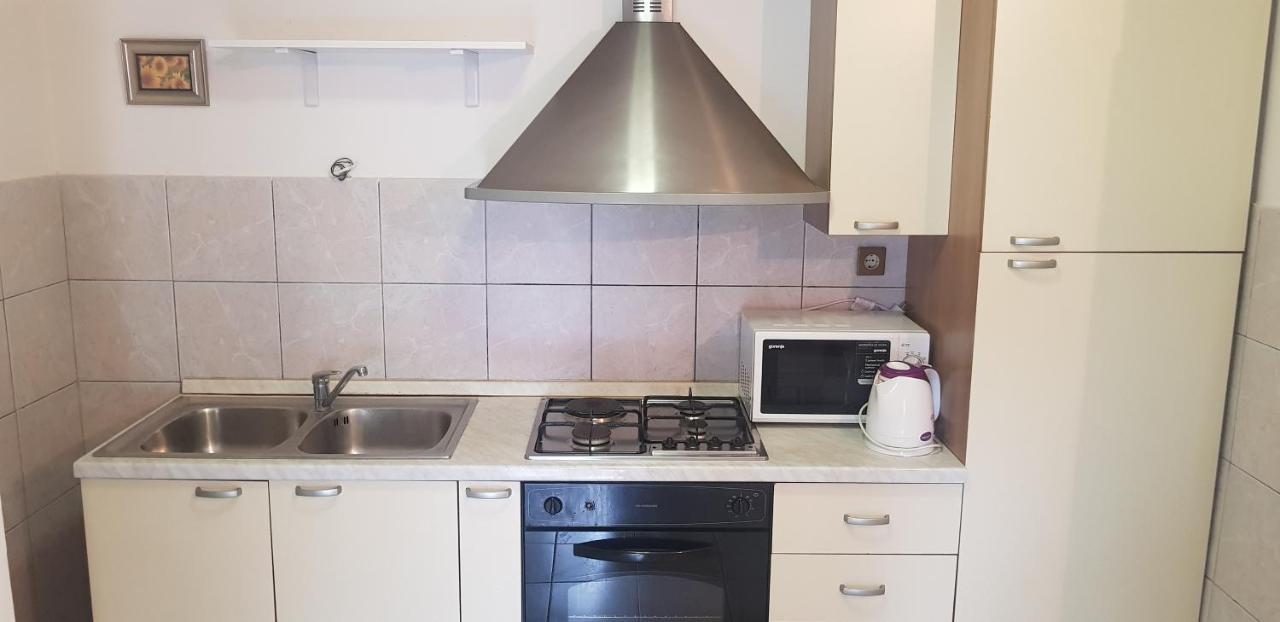 Apartments Petra Tribunj  Ngoại thất bức ảnh